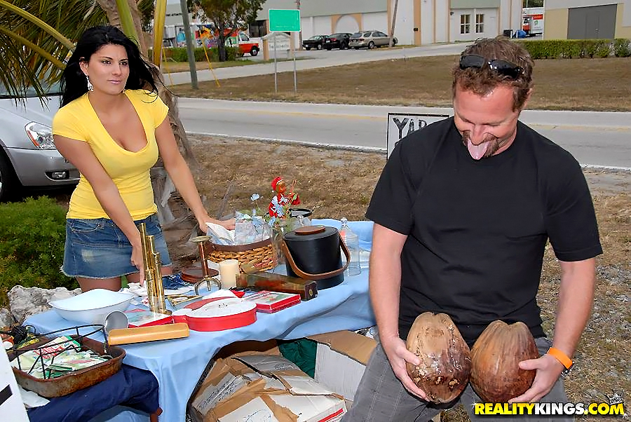 MILF Hunter photo 1